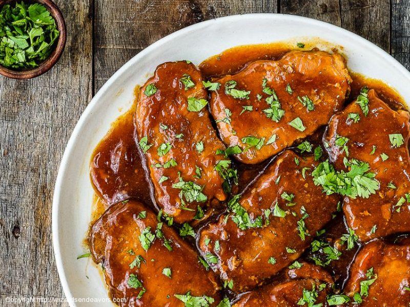 Slow Cooker Honey Garlic Pork Chops